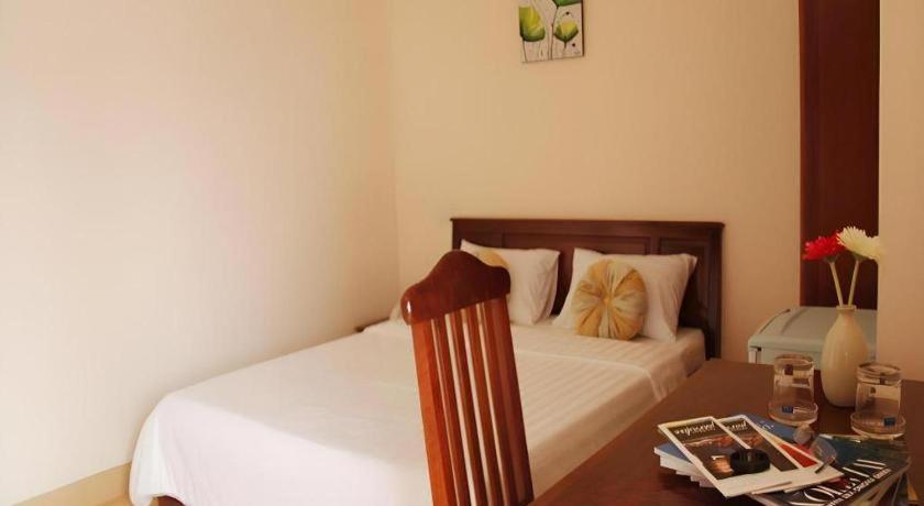 Huong Binh Hotel Da Nang Exterior photo