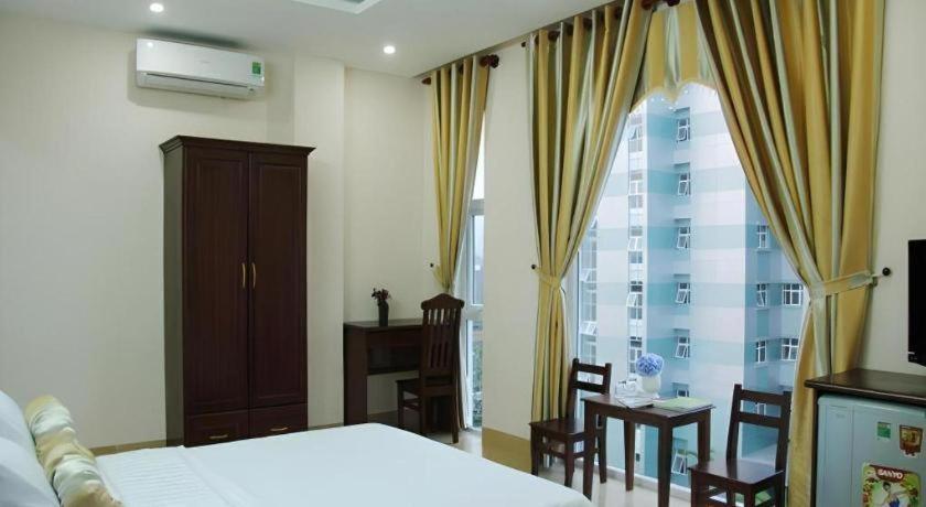 Huong Binh Hotel Da Nang Exterior photo